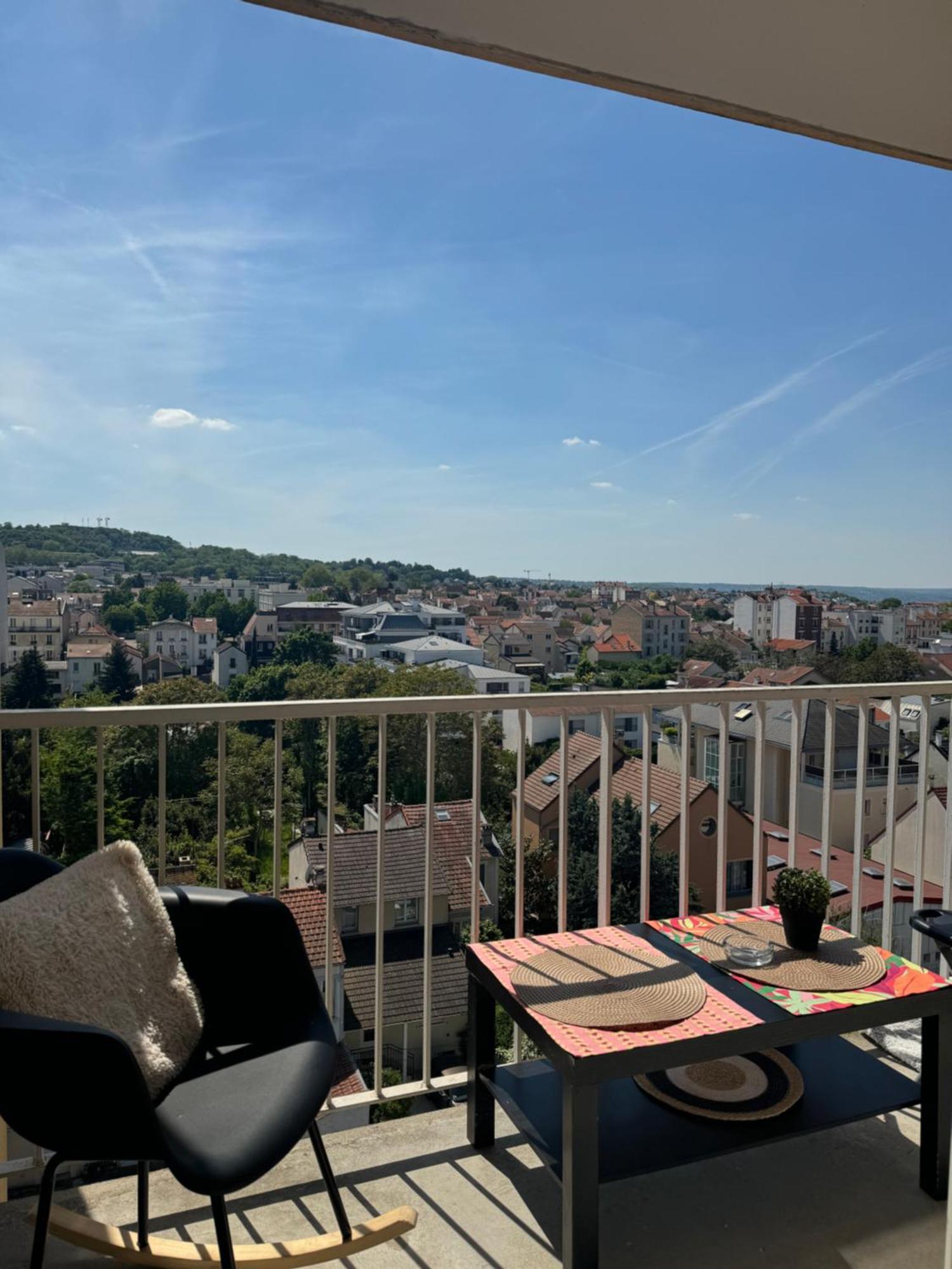 Appartement Proche De La Defense Puteaux Luaran gambar